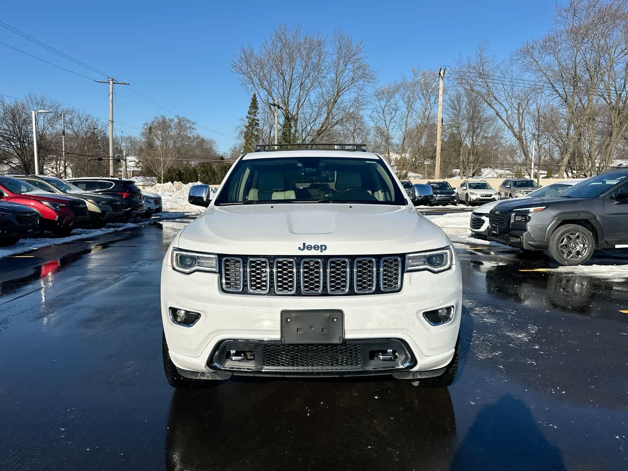 Thumbnail: 2017 Jeep Grand Cherokee - 17