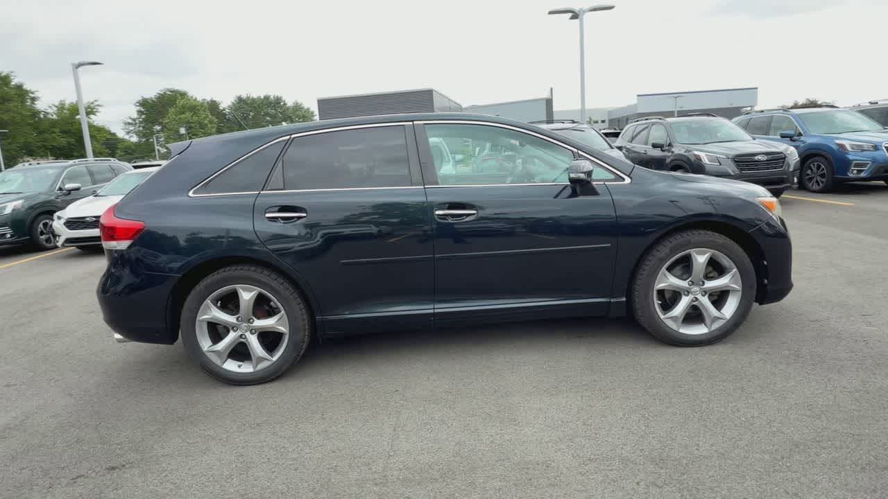 Thumbnail: 2014 Toyota Venza - 9