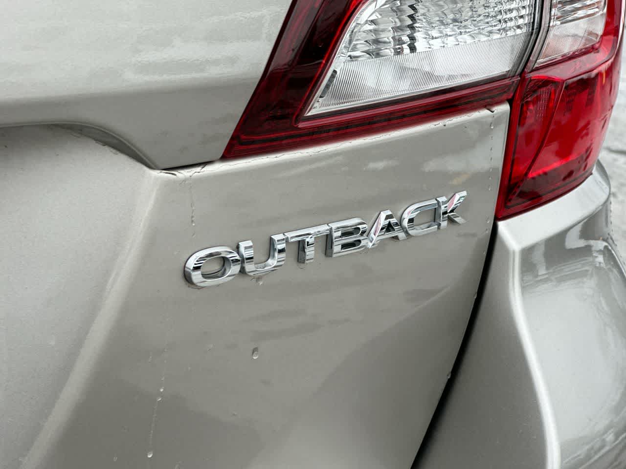 Thumbnail: 2018 Subaru Outback - 18