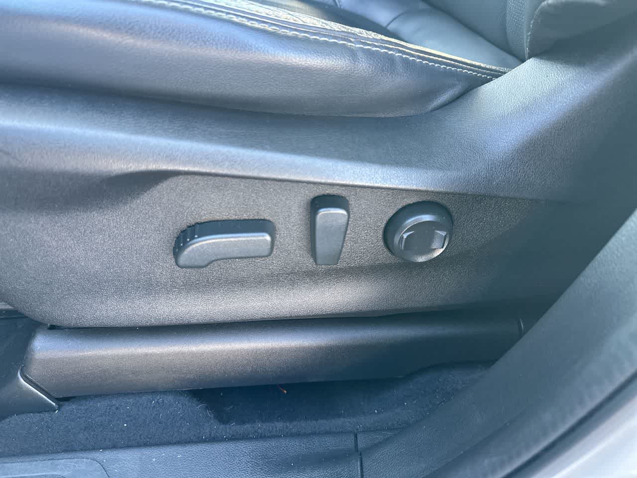 Thumbnail: 2022 Subaru Ascent - 22