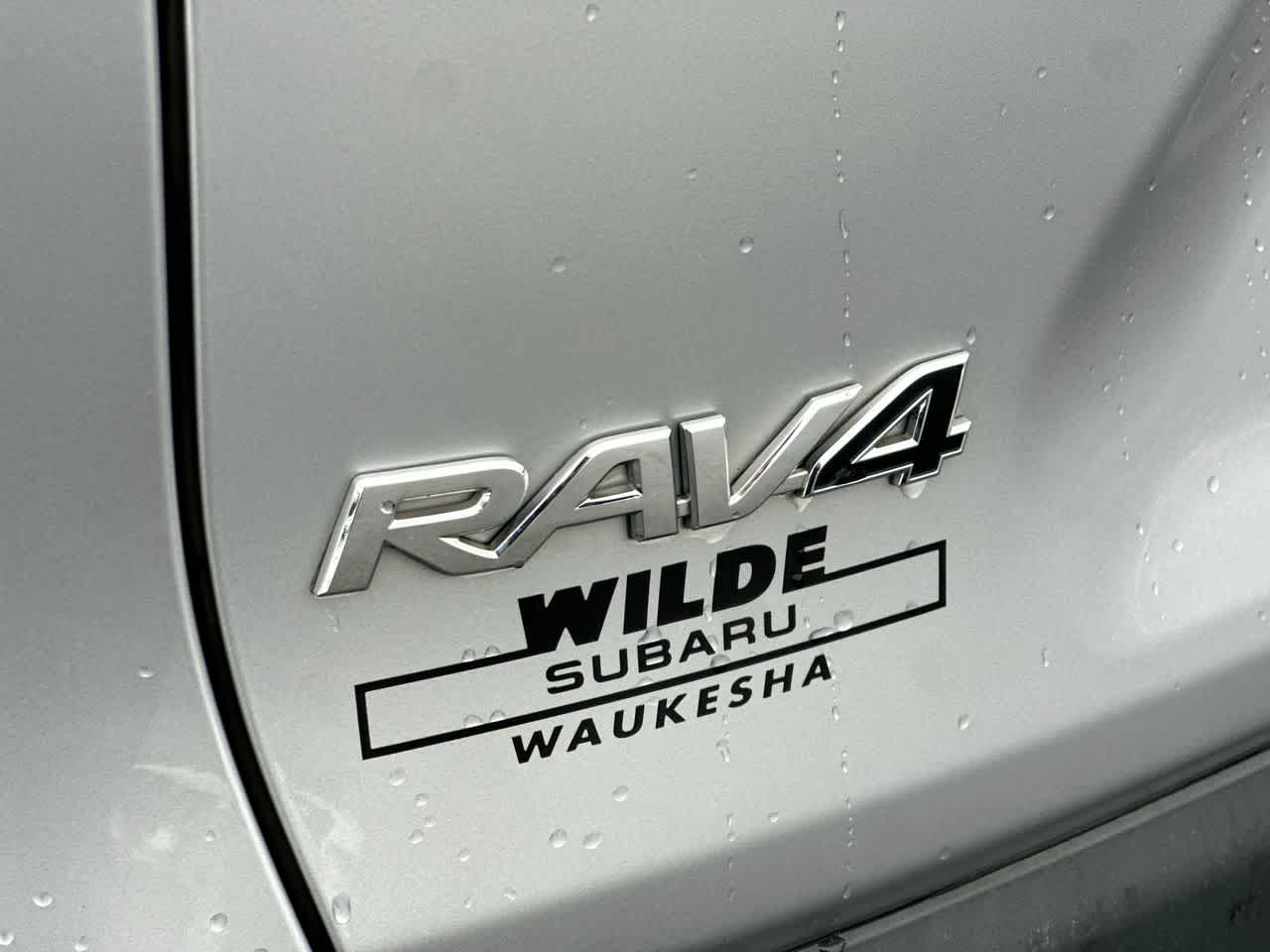 Thumbnail: 2022 Toyota RAV4 - 17