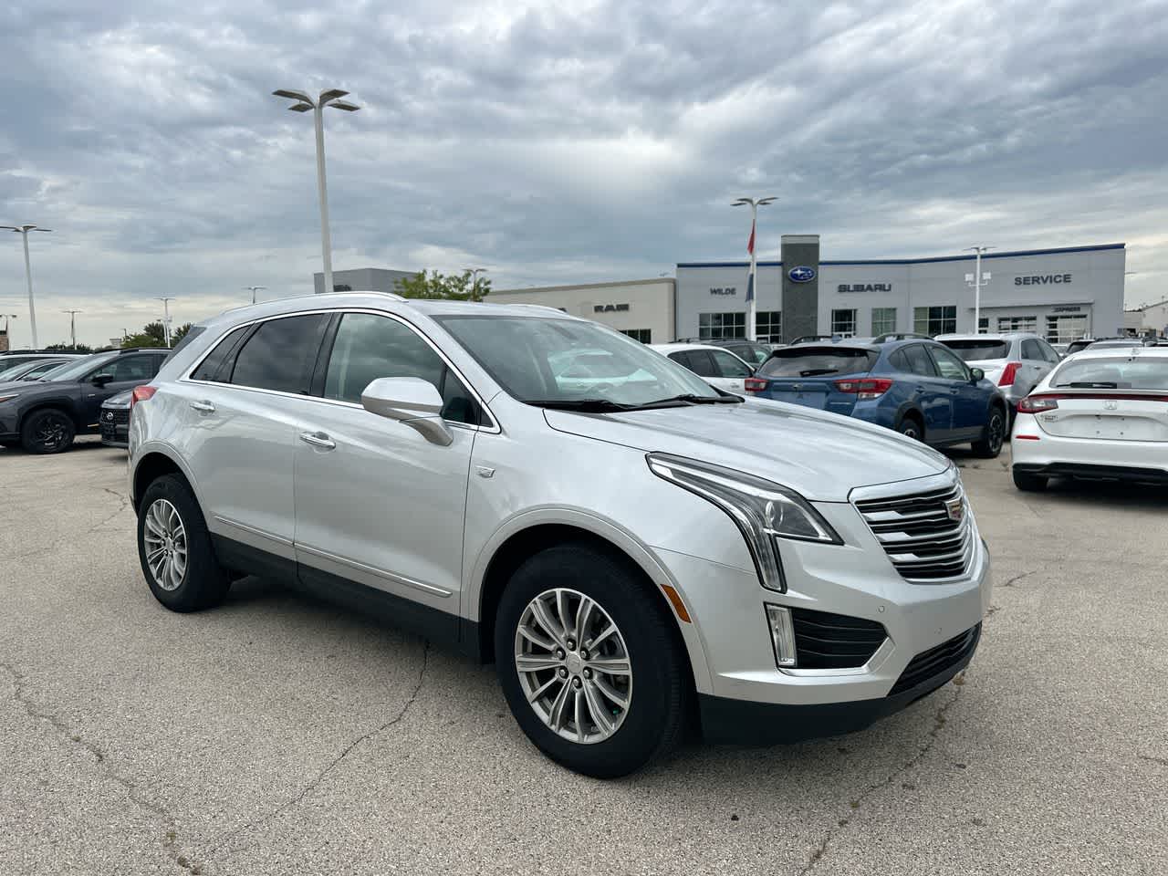 Thumbnail: 2017 Cadillac XT5 - 15