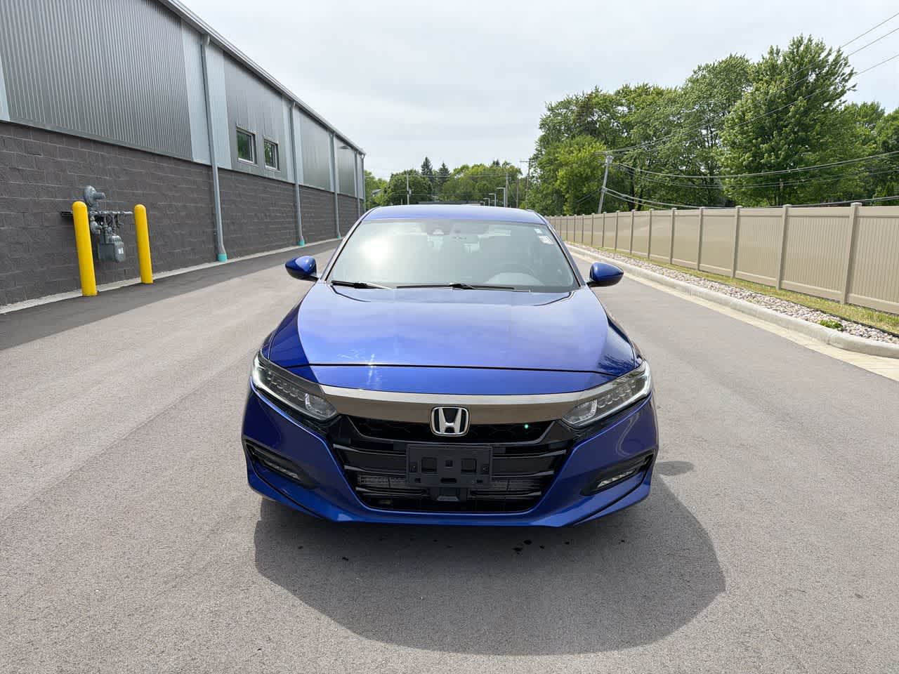 Thumbnail: 2018 Honda Accord - 16