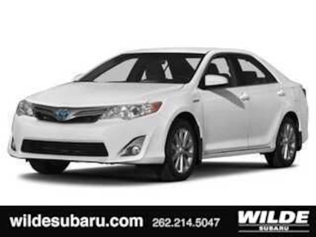 Used 2013 Toyota Camry Hybrid XLE Sedan