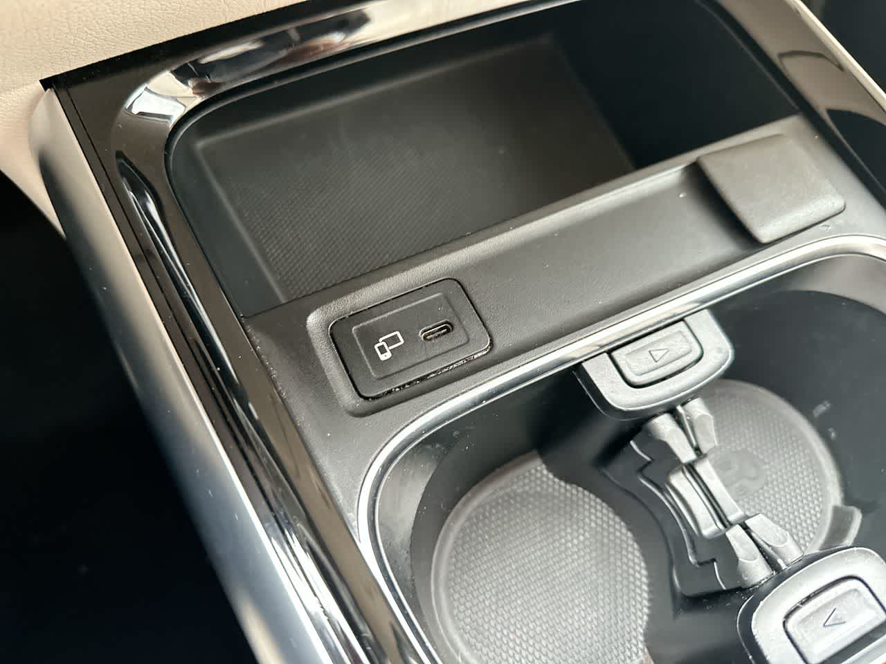 Thumbnail: 2022 Mercedes-Benz GLA - 32