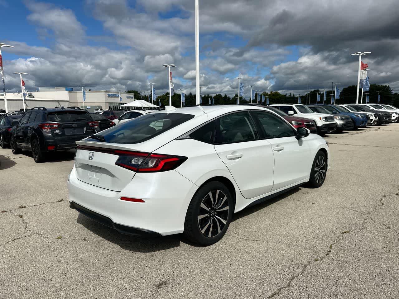 Thumbnail: 2023 Honda Civic - 13