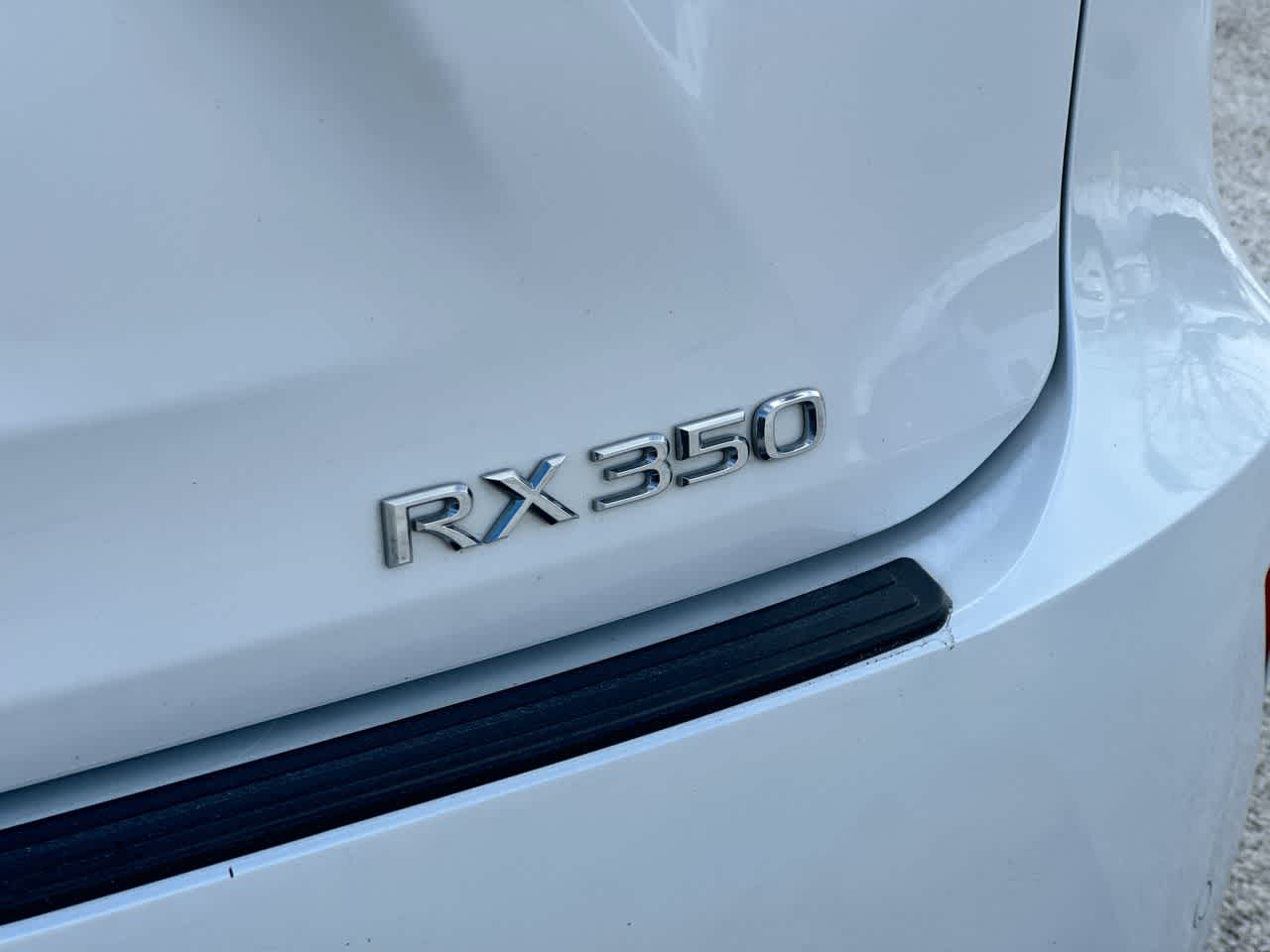 Thumbnail: 2019 Lexus RX - 18
