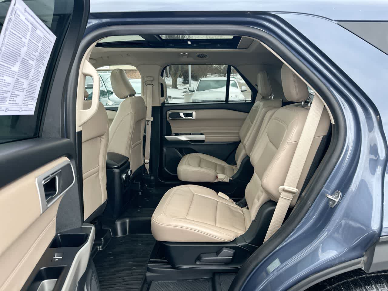 Thumbnail: 2021 Ford Explorer - 25