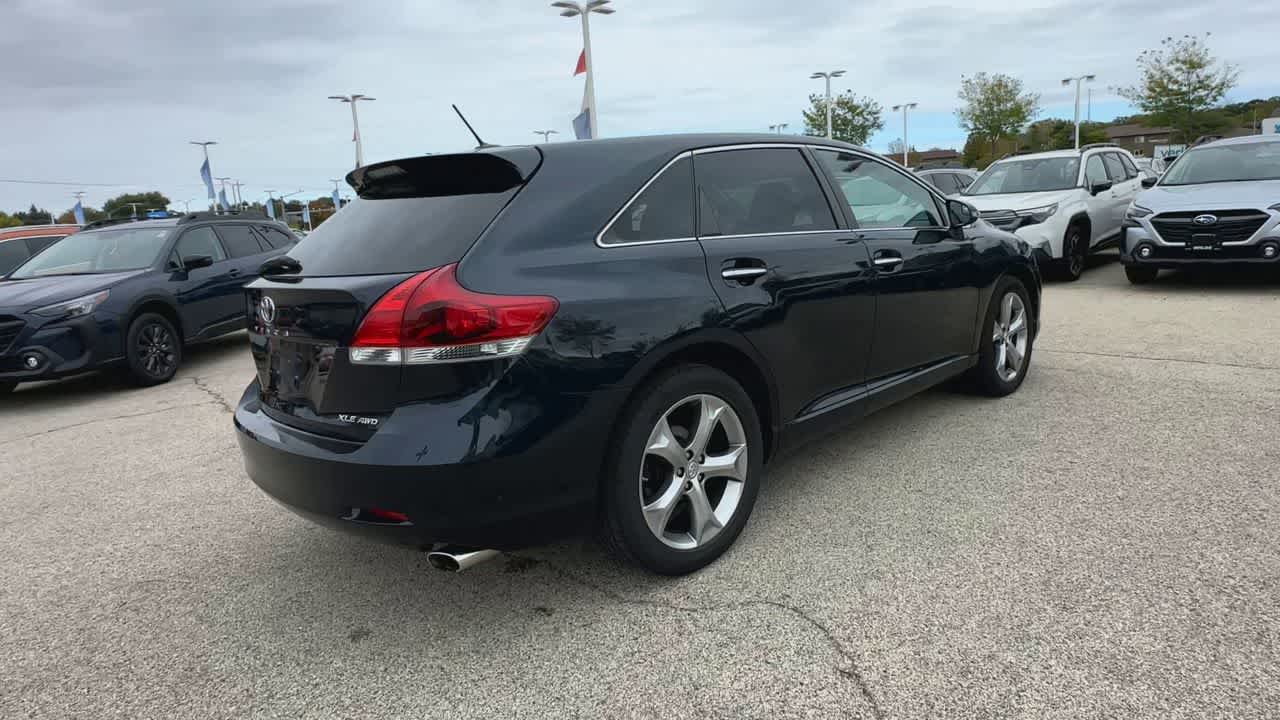 Thumbnail: 2015 Toyota Venza - 8