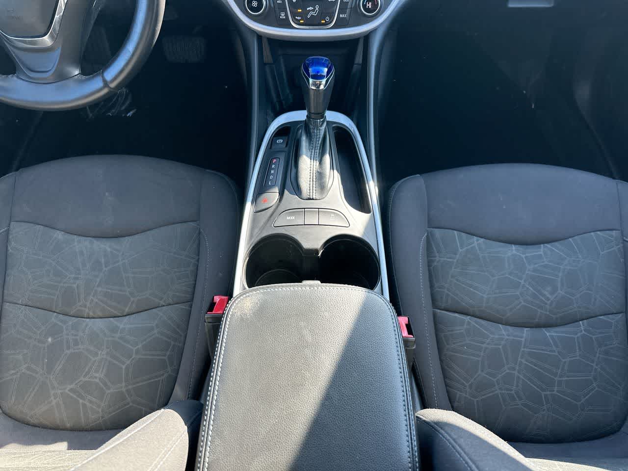 Thumbnail: 2017 Chevrolet Volt - 29