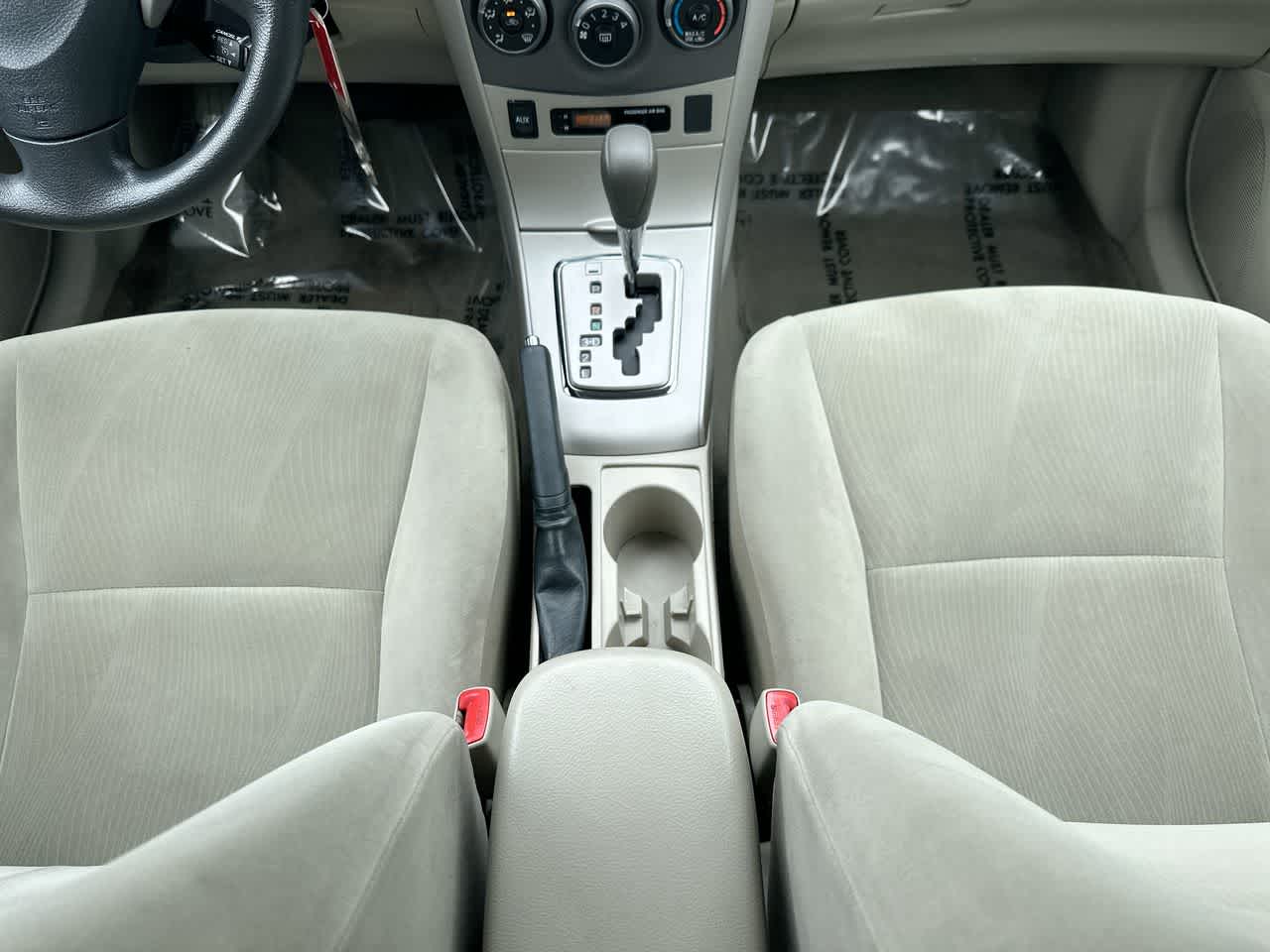 Thumbnail: 2011 Toyota Corolla - 29