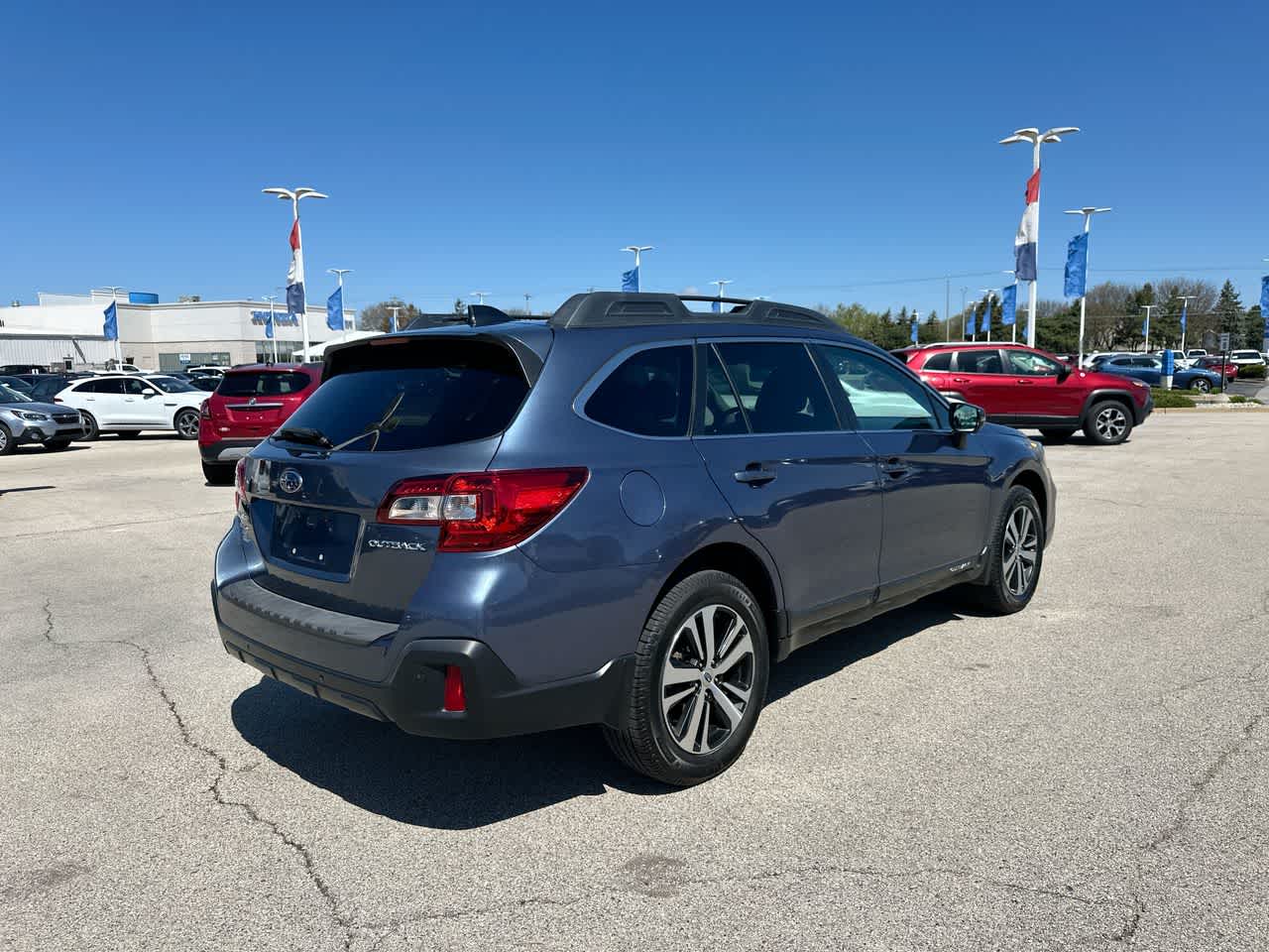 2018 Subaru Outback Limited 13