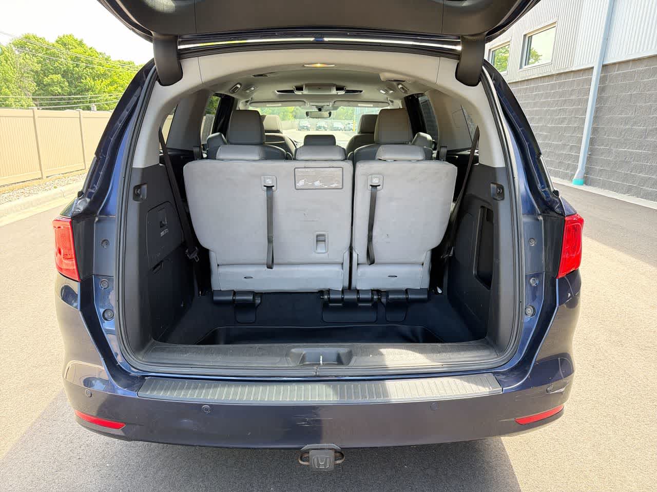 Thumbnail: 2018 Honda Odyssey - 37