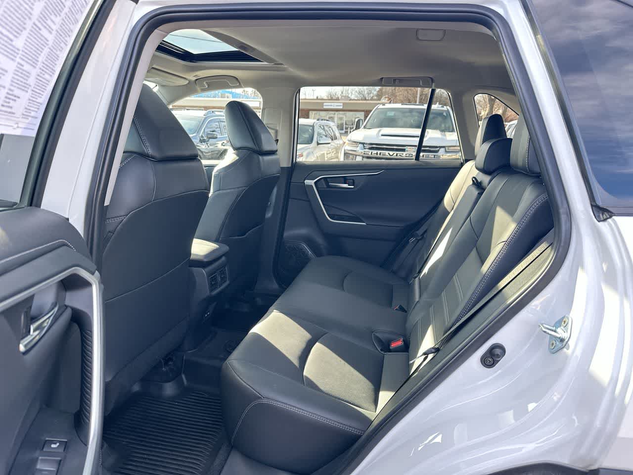 Thumbnail: 2024 Toyota RAV4 - 25