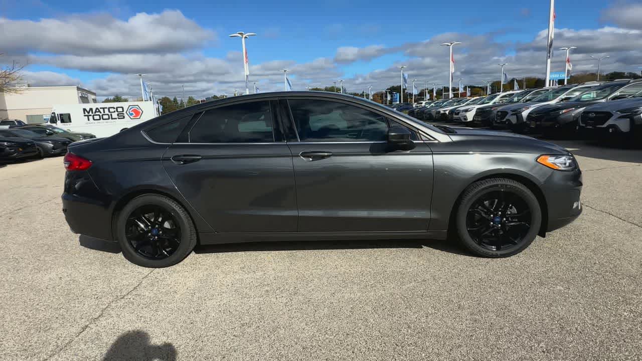 Thumbnail: 2020 Ford Fusion - 9