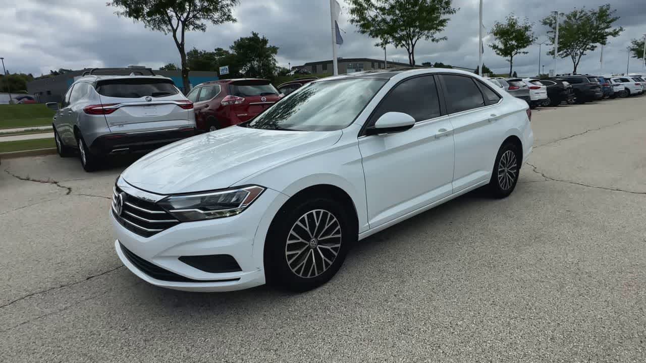 Thumbnail: 2019 Volkswagen Jetta - 4