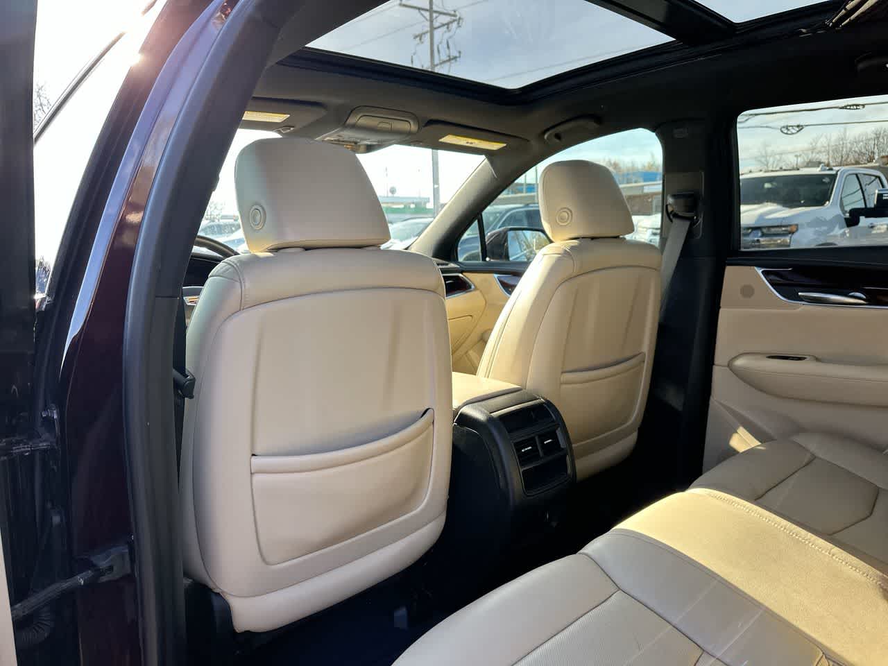 Thumbnail: 2017 Cadillac XT5 - 23