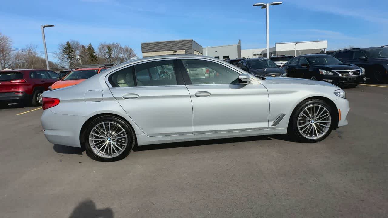 Thumbnail: 2020 BMW 5 Series - 9