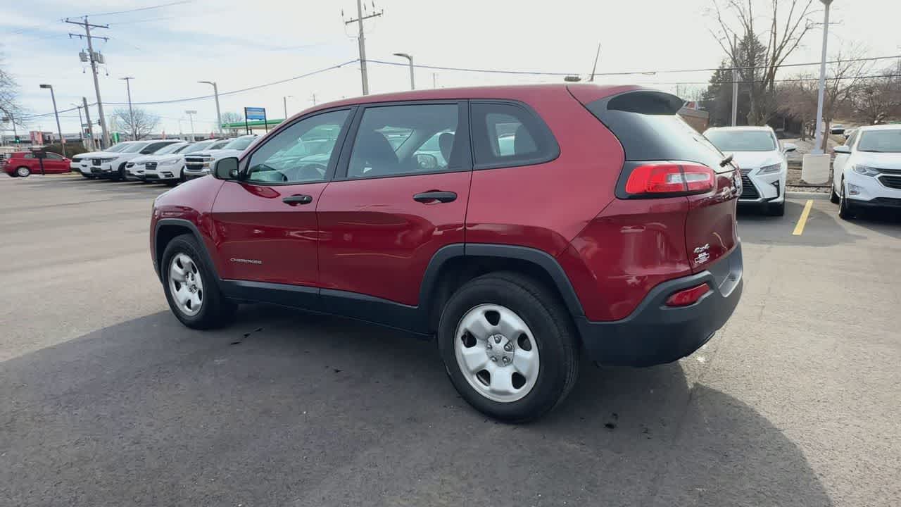 Thumbnail: 2017 Jeep Cherokee - 6