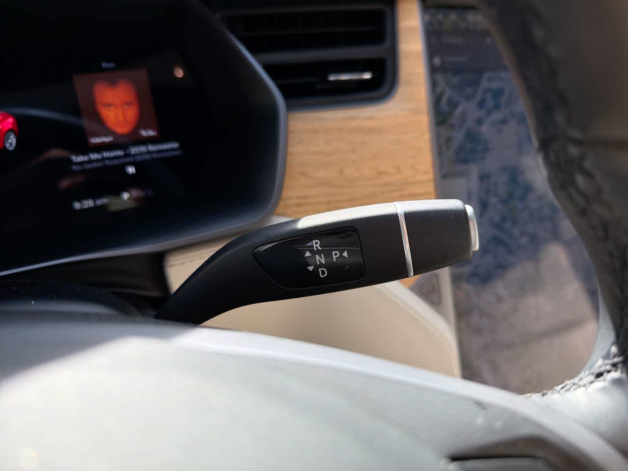 Thumbnail: 2018 Tesla Model S - 32