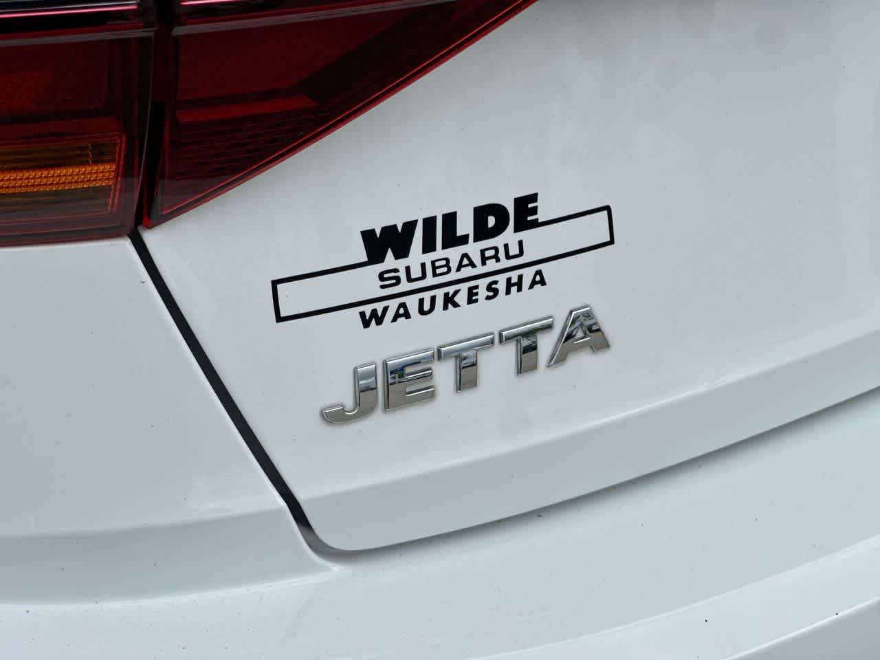 Thumbnail: 2019 Volkswagen Jetta - 18