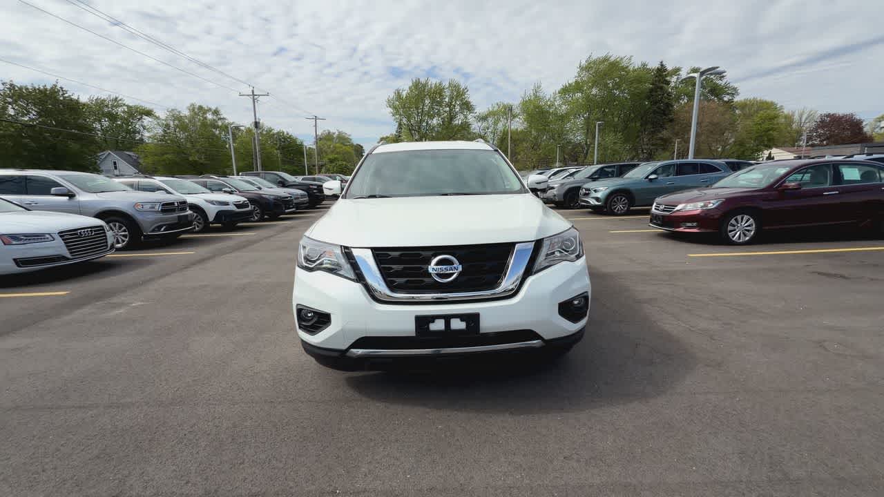 Thumbnail: 2019 Nissan Pathfinder - 3