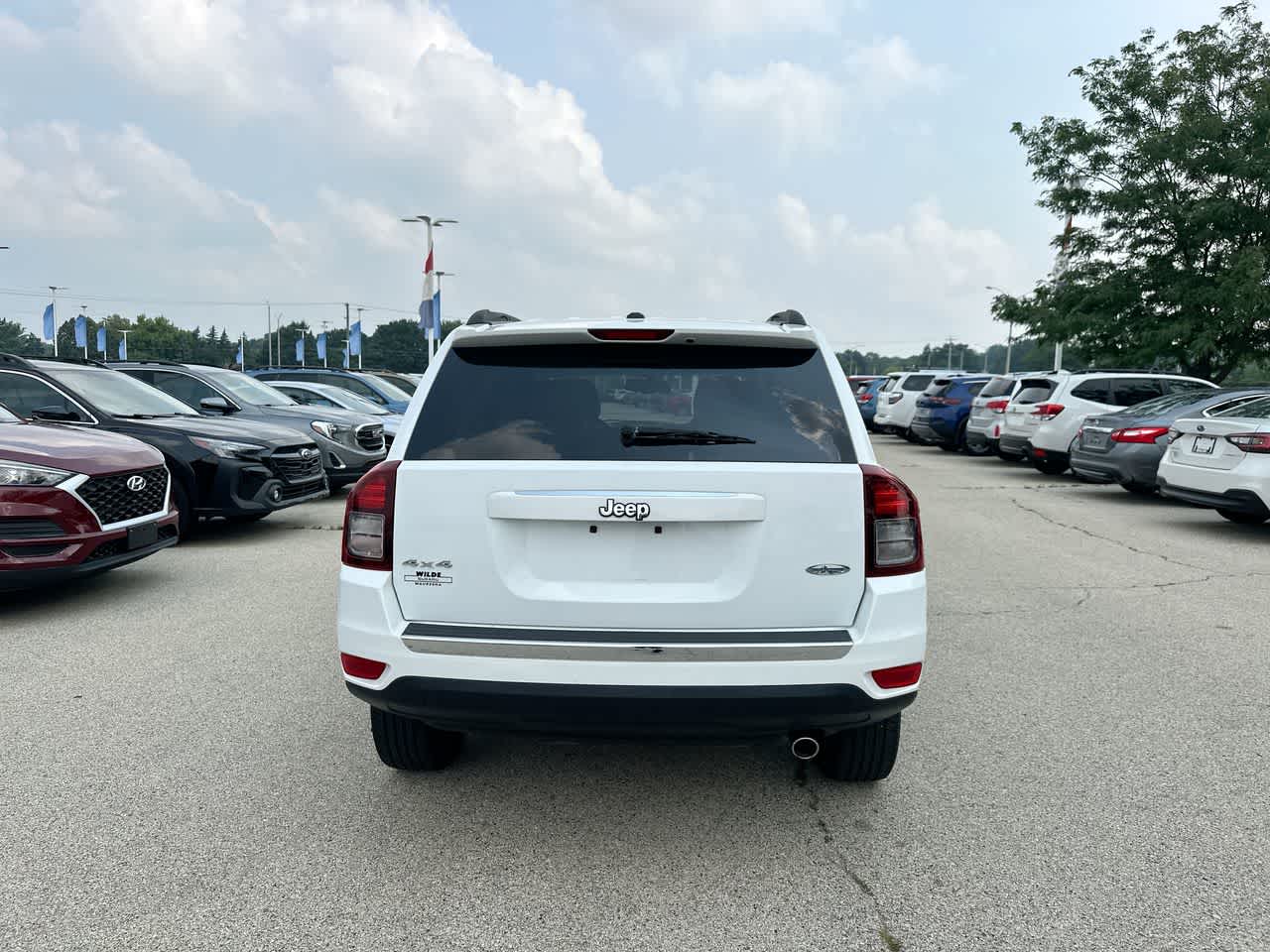 Thumbnail: 2016 Jeep Compass - 12