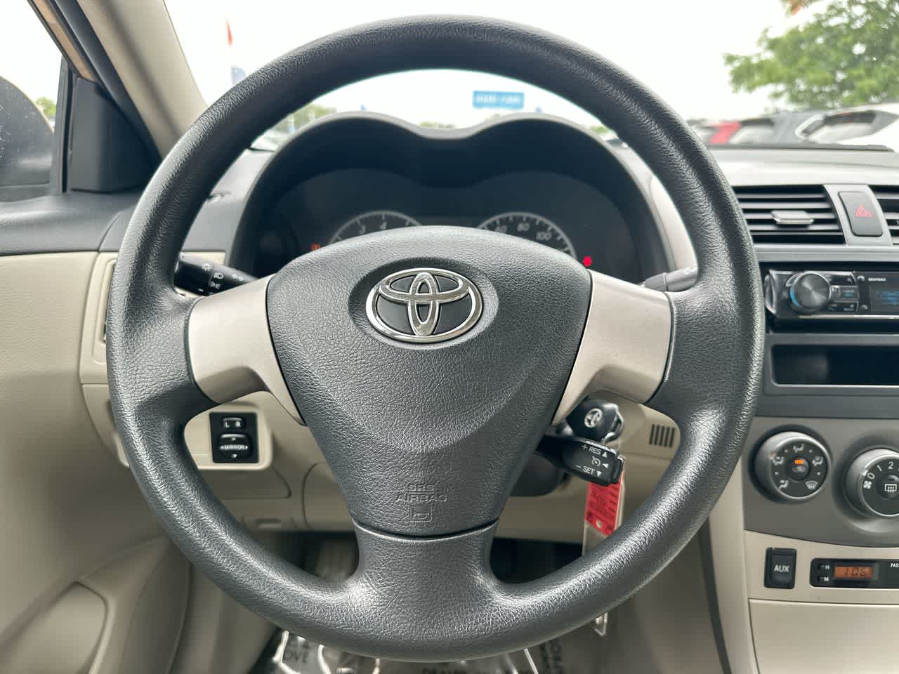 Thumbnail: 2011 Toyota Corolla - 27