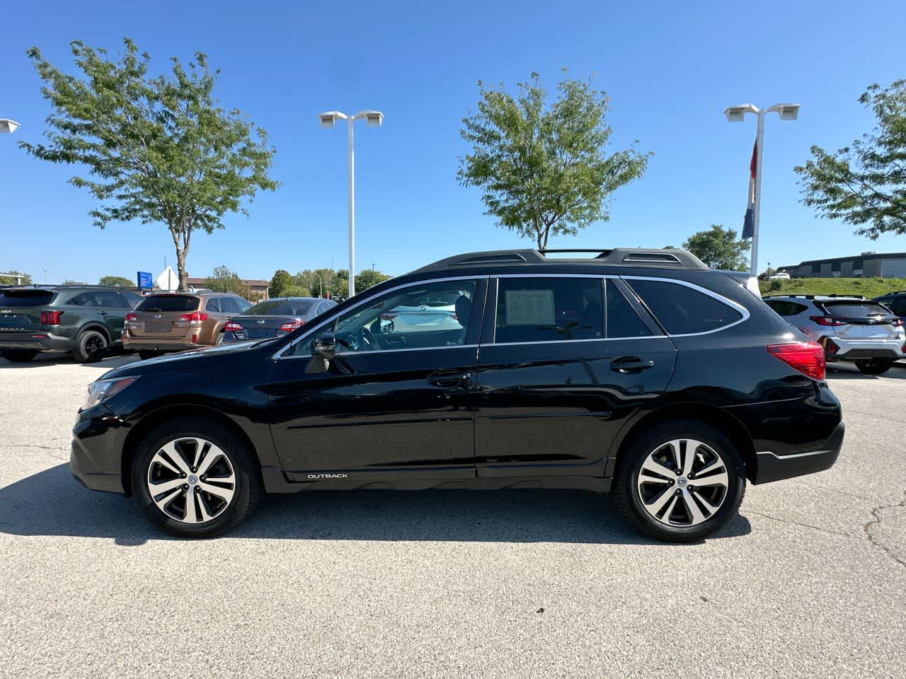 Thumbnail: 2019 Subaru Outback - 10