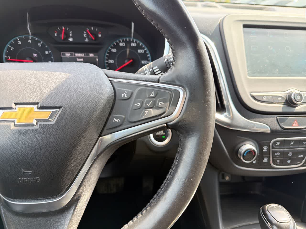 Thumbnail: 2018 Chevrolet Equinox - 28