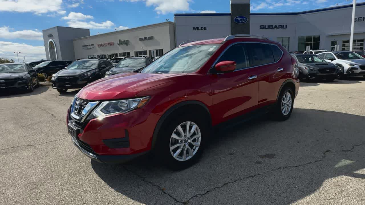 Thumbnail: 2017 Nissan Rogue - 4