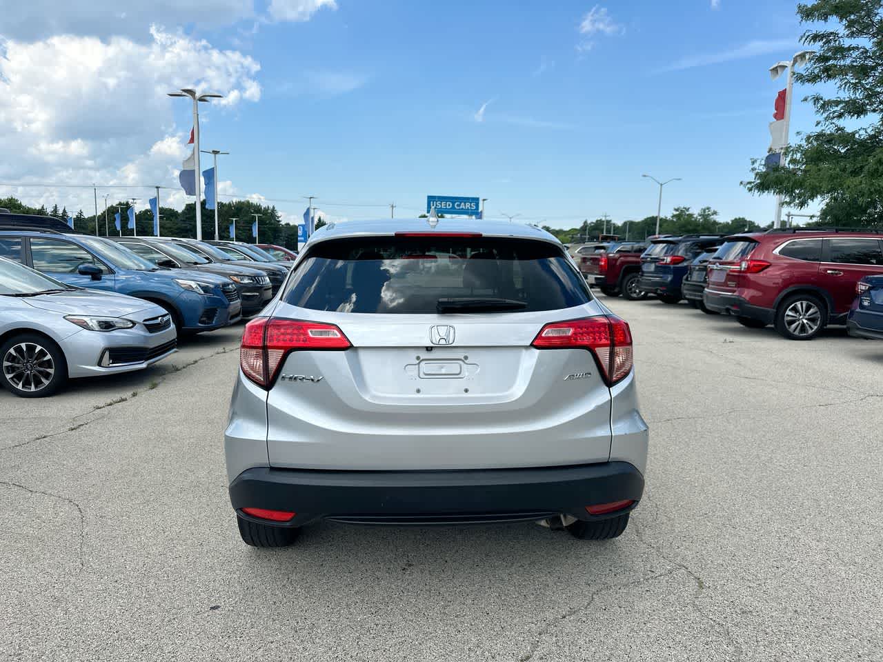 Thumbnail: 2016 Honda HR-V - 12