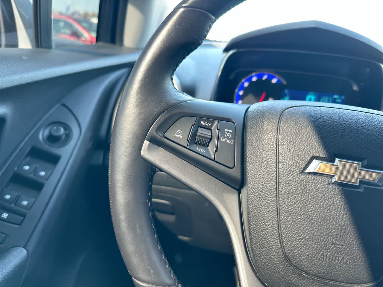 Thumbnail: 2016 Chevrolet Trax - 28
