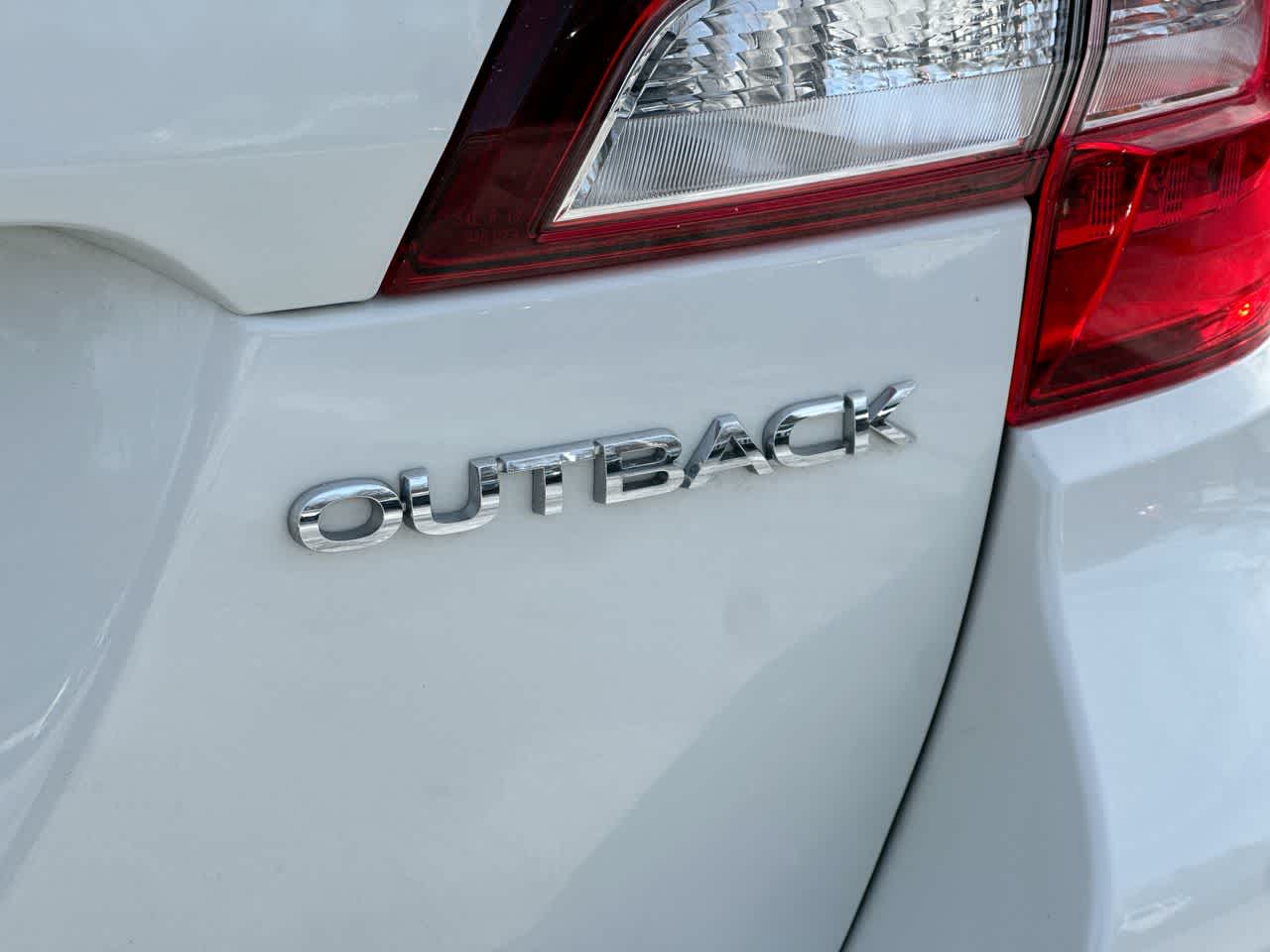 Thumbnail: 2019 Subaru Outback - 18