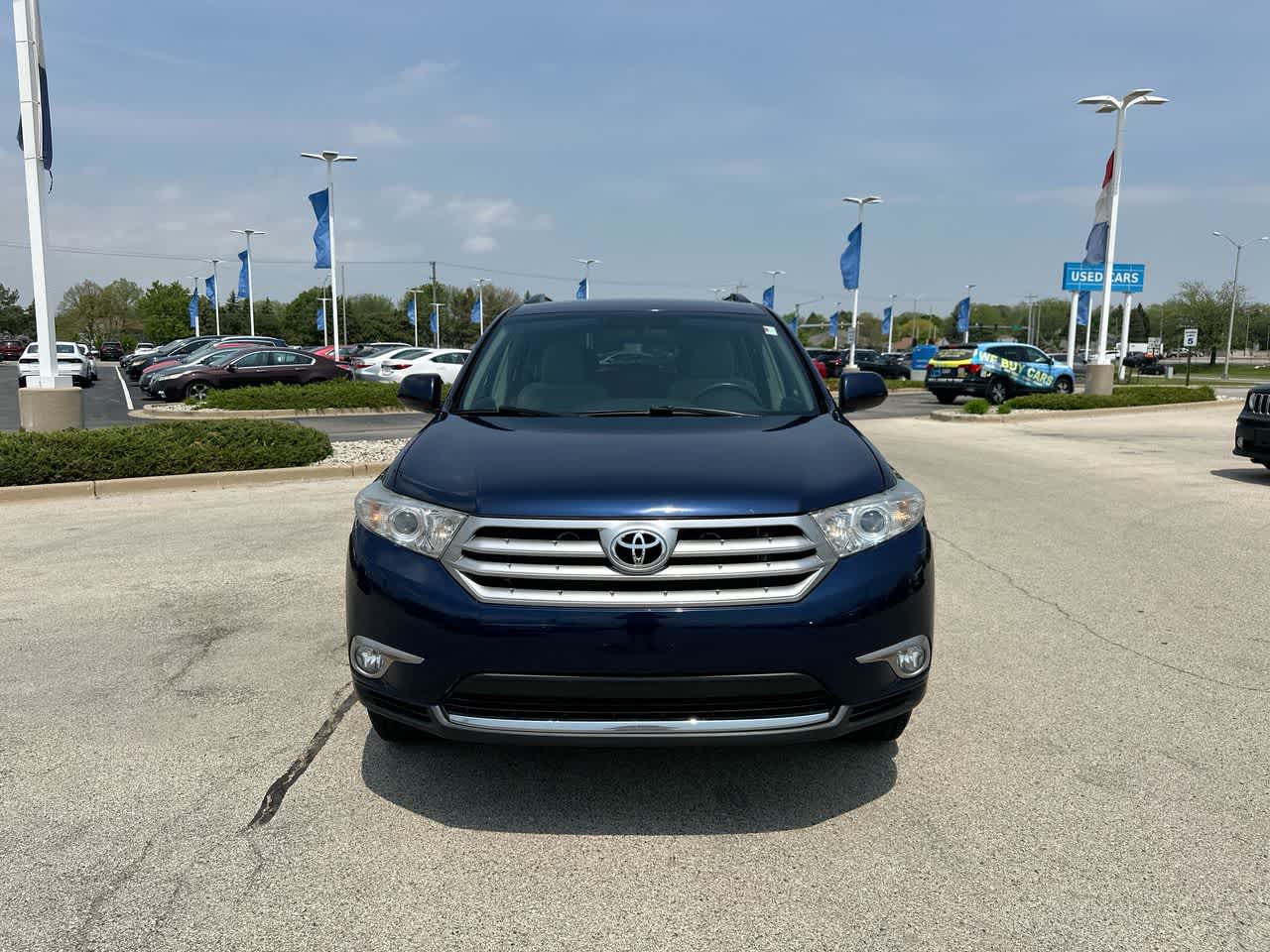 Thumbnail: 2013 Toyota Highlander - 16
