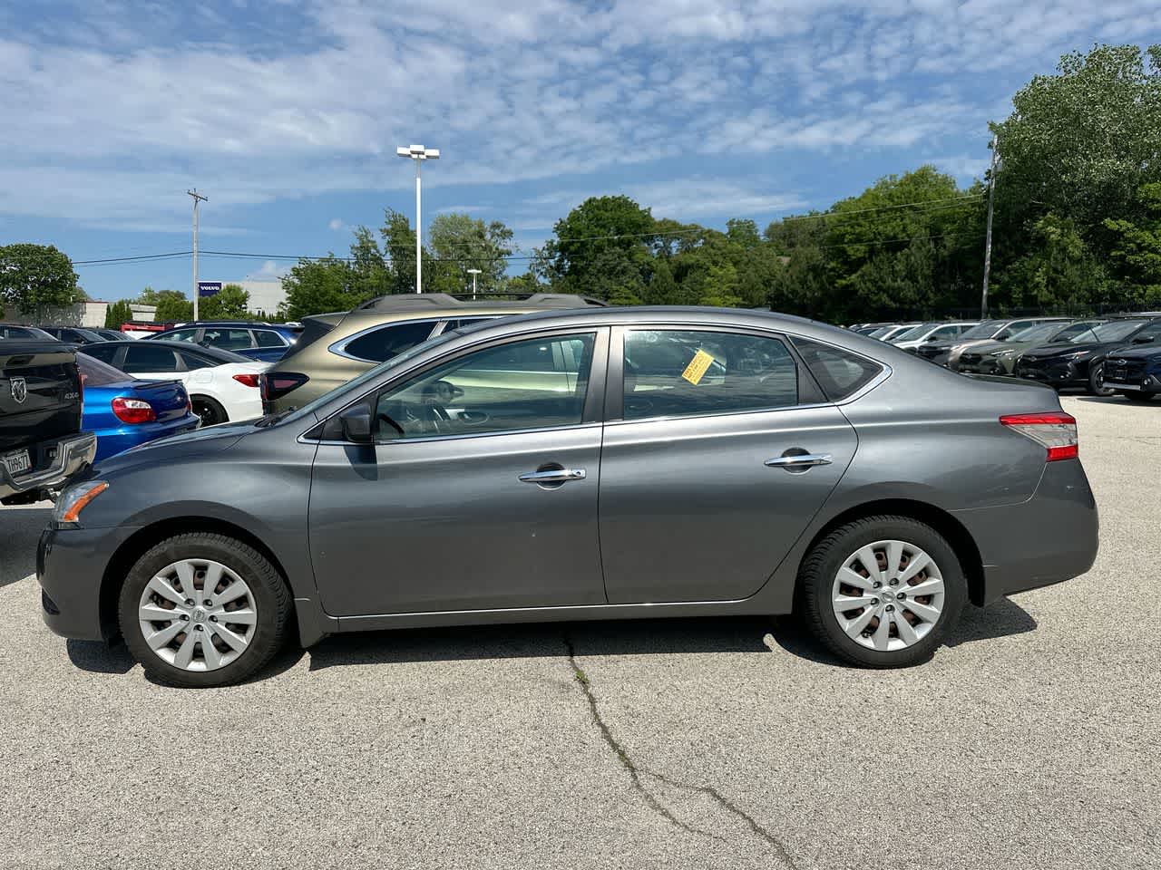 Thumbnail: 2015 Nissan Sentra - 15