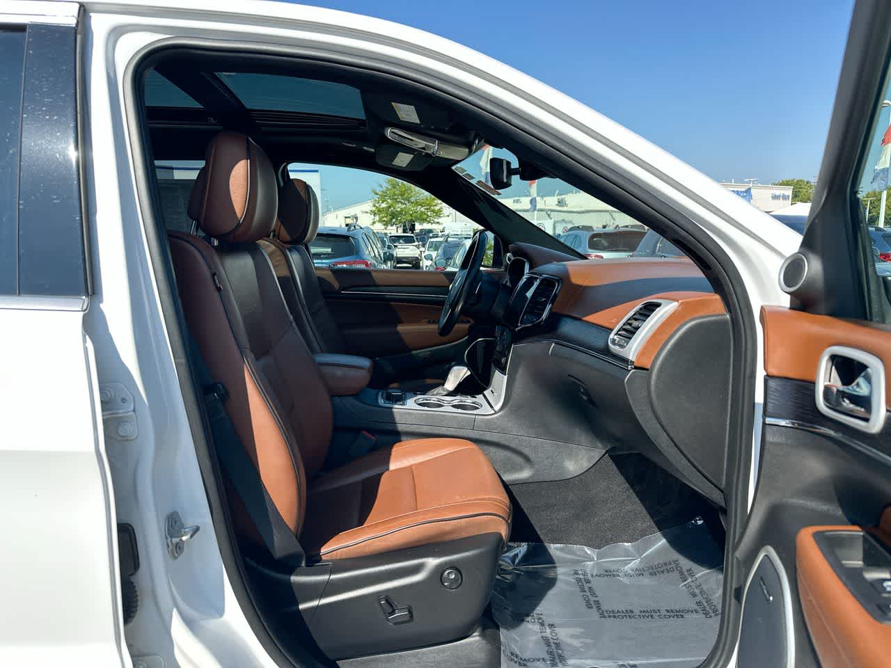 Thumbnail: 2020 Jeep Grand Cherokee - 27