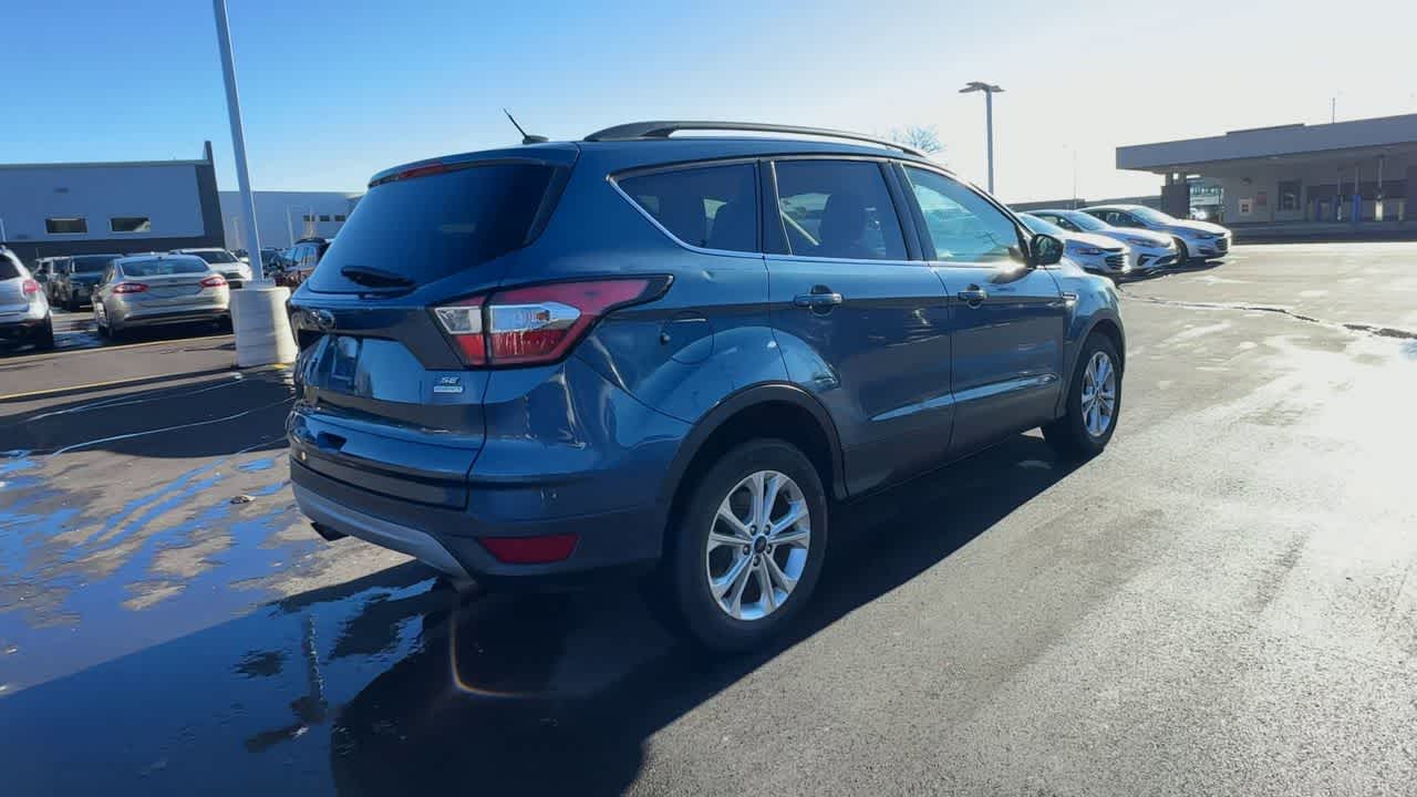 Thumbnail: 2018 Ford Escape - 8