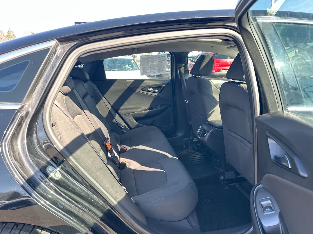 Thumbnail: 2017 Chevrolet Malibu - 26