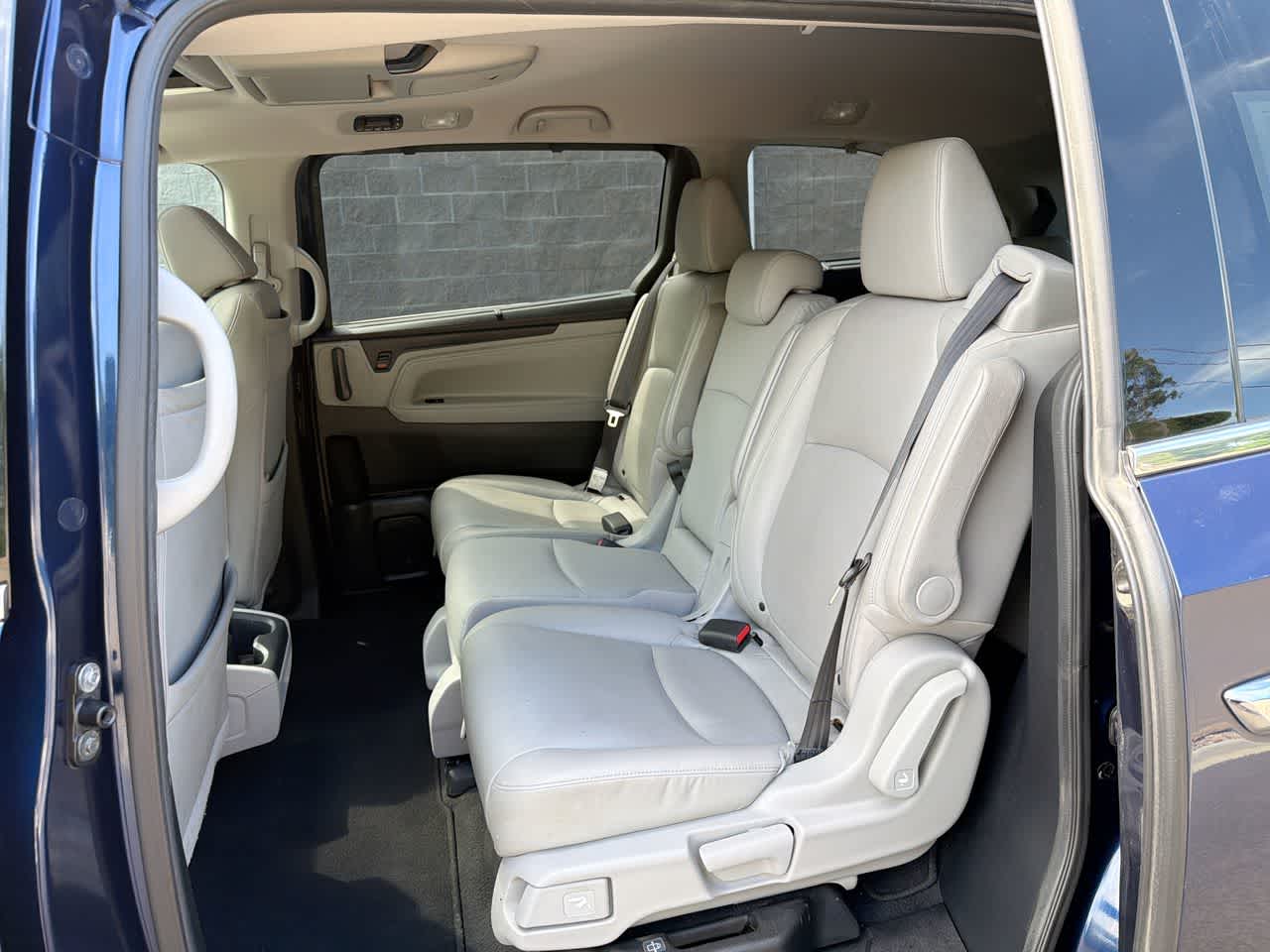 Thumbnail: 2018 Honda Odyssey - 25