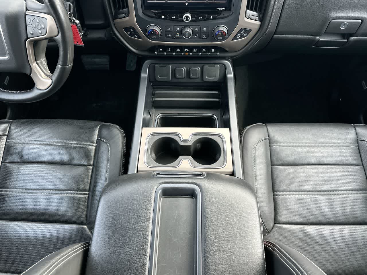 Thumbnail: 2015 GMC Sierra 2500 - 31