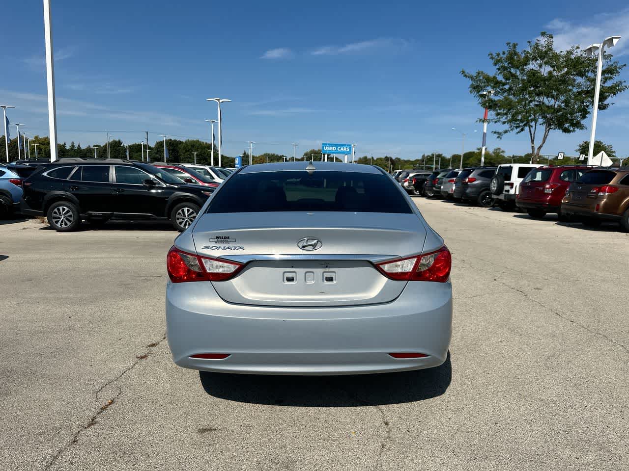 Thumbnail: 2011 Hyundai Sonata - 12