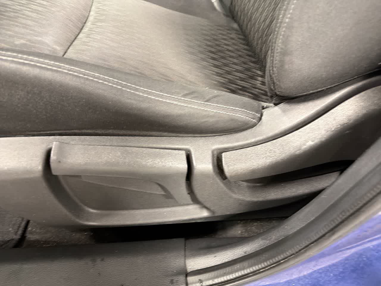 Thumbnail: 2017 Nissan Rogue - 22