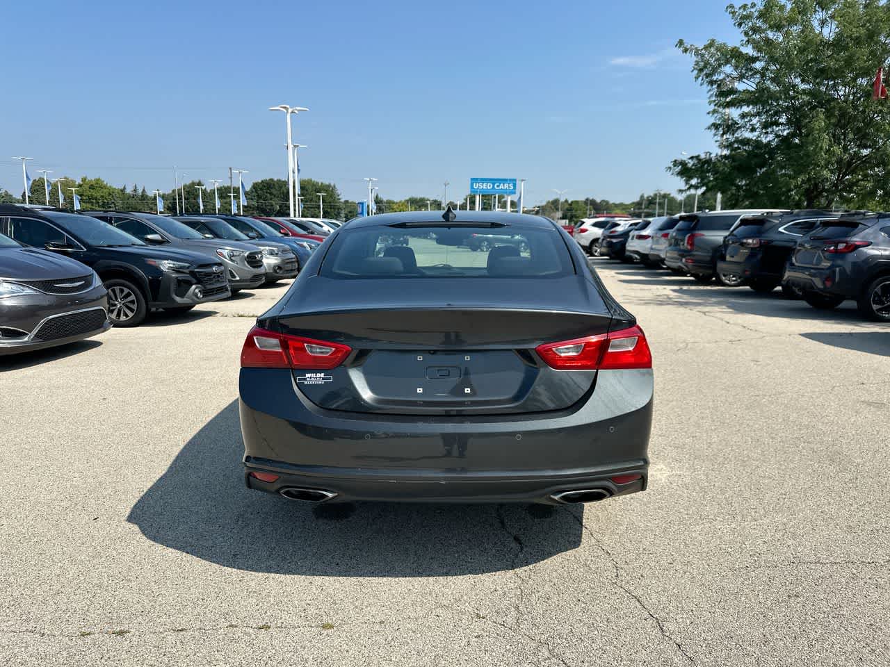 Thumbnail: 2016 Chevrolet Malibu - 12