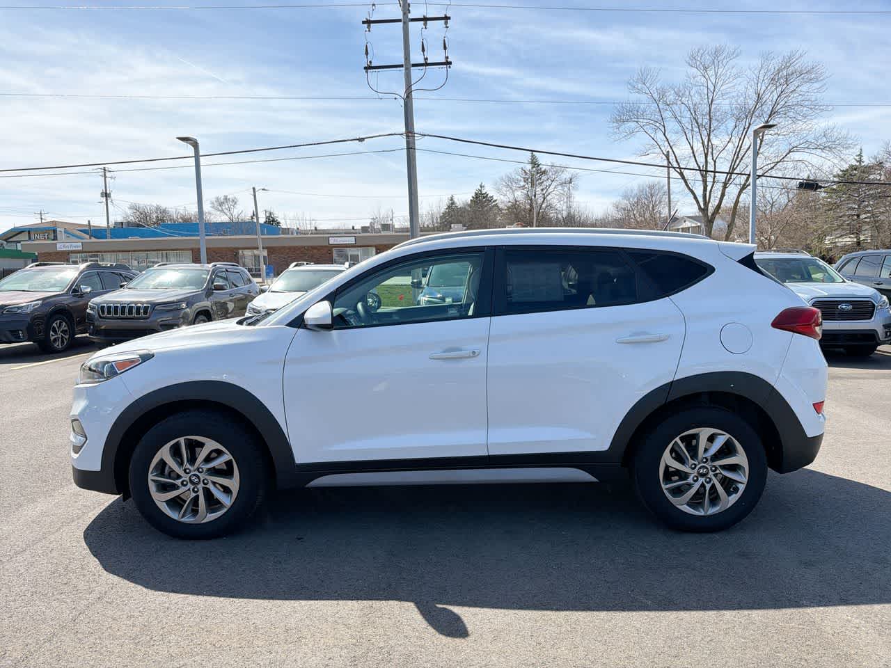 Thumbnail: 2017 Hyundai Tucson - 10