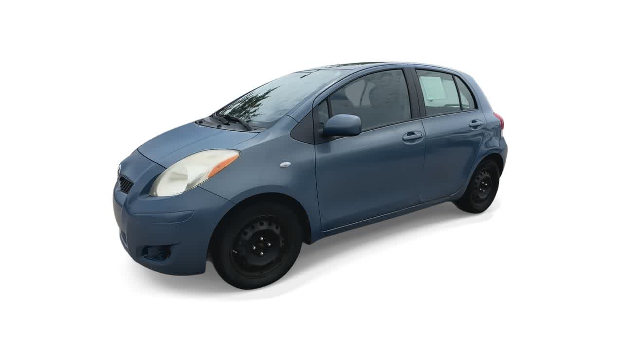 Thumbnail: 2010 Toyota Yaris - 4