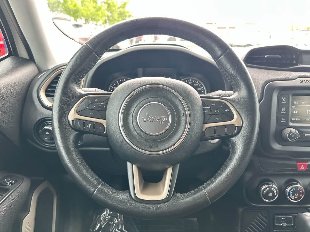 Thumbnail: 2016 Jeep Renegade - 27