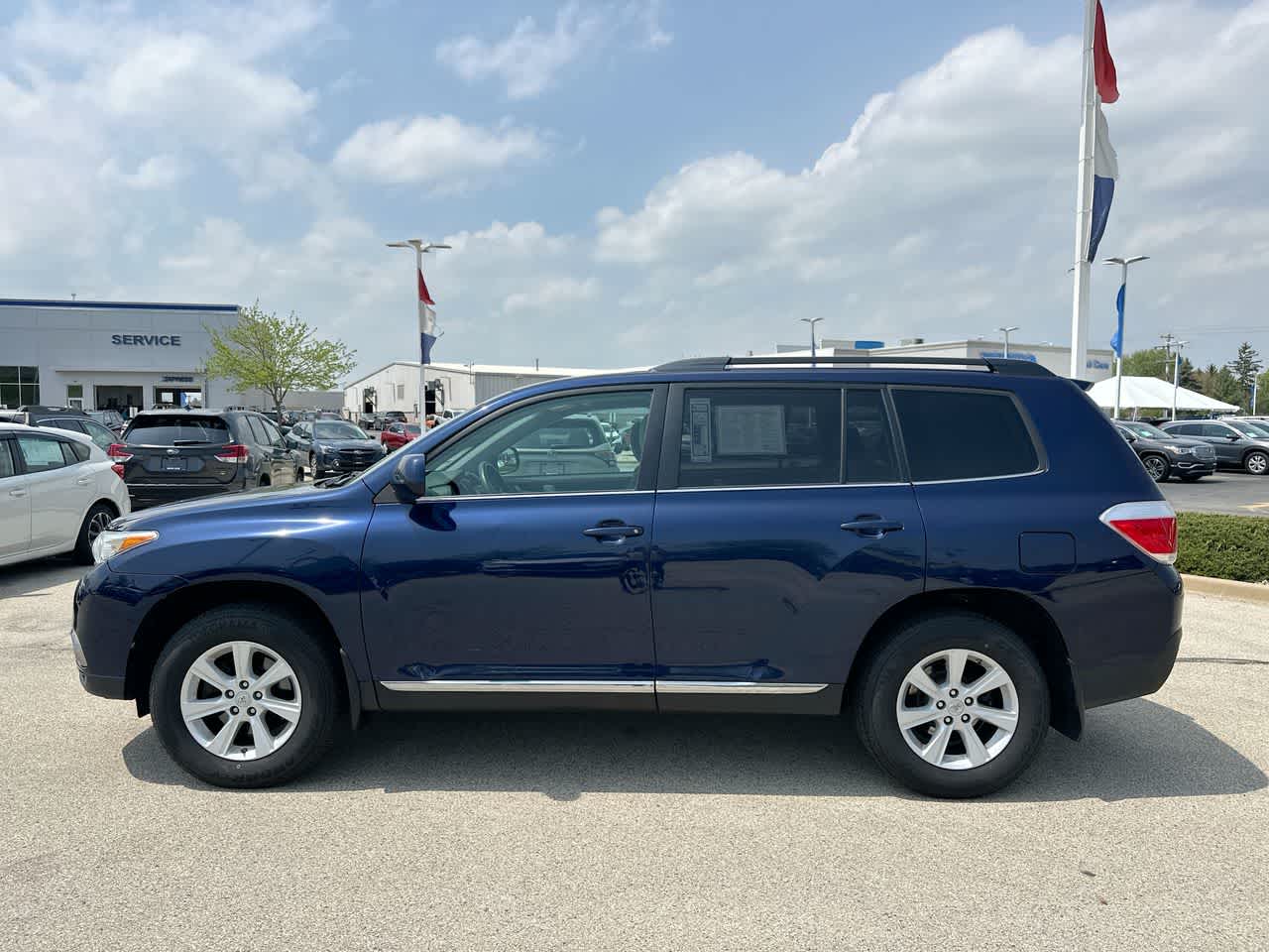 Thumbnail: 2013 Toyota Highlander - 10