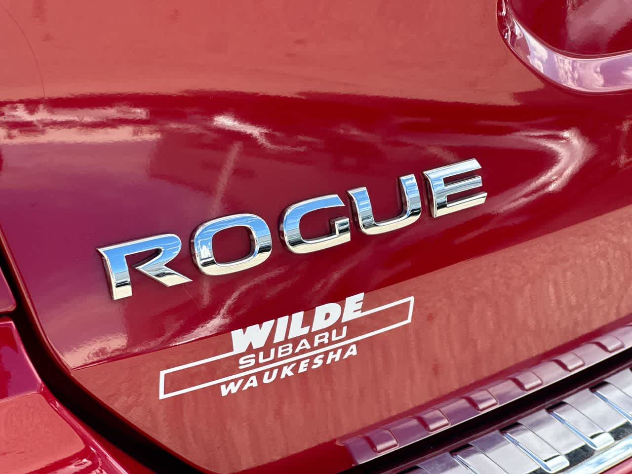 Thumbnail: 2017 Nissan Rogue - 17