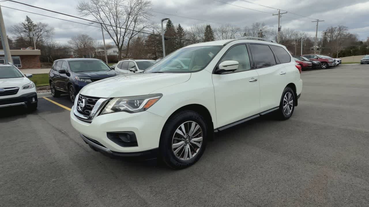Thumbnail: 2018 Nissan Pathfinder - 4
